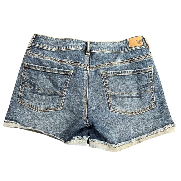 American Eagle Outfitters Stretch Boy Midi Jean Shorts Size 6 - Picture 3 of 5